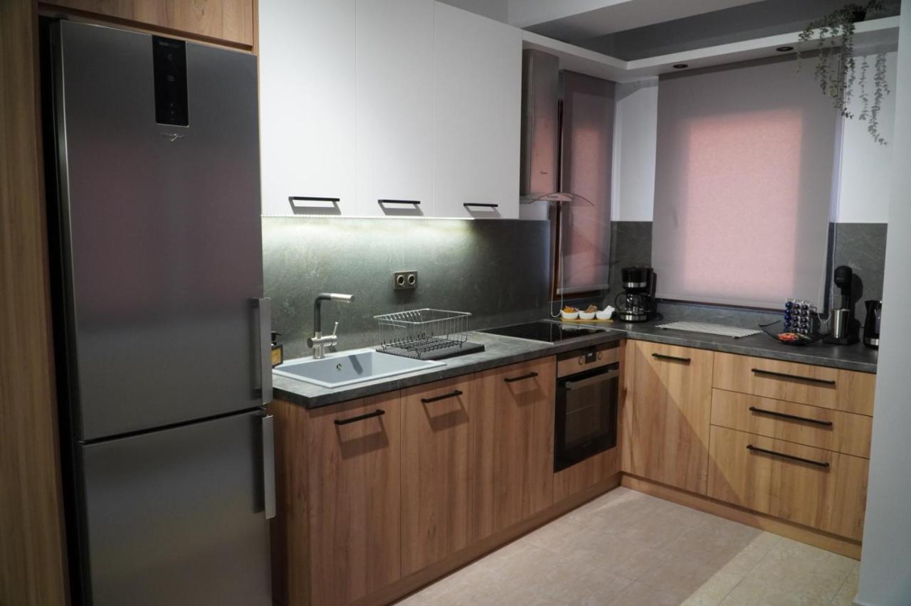 סלוניקי Modern Apartment In Οld Τown מראה חיצוני תמונה