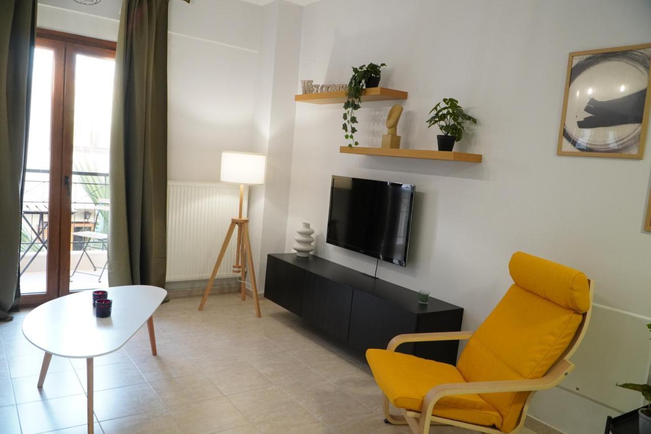 סלוניקי Modern Apartment In Οld Τown מראה חיצוני תמונה